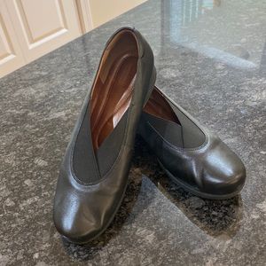 Women’s Clark’s shoes
